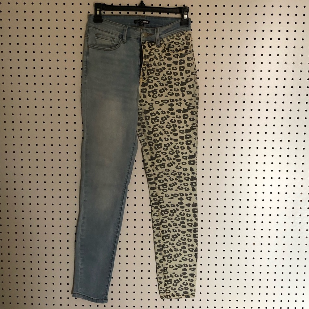 Jeans - Picture 2 of 4